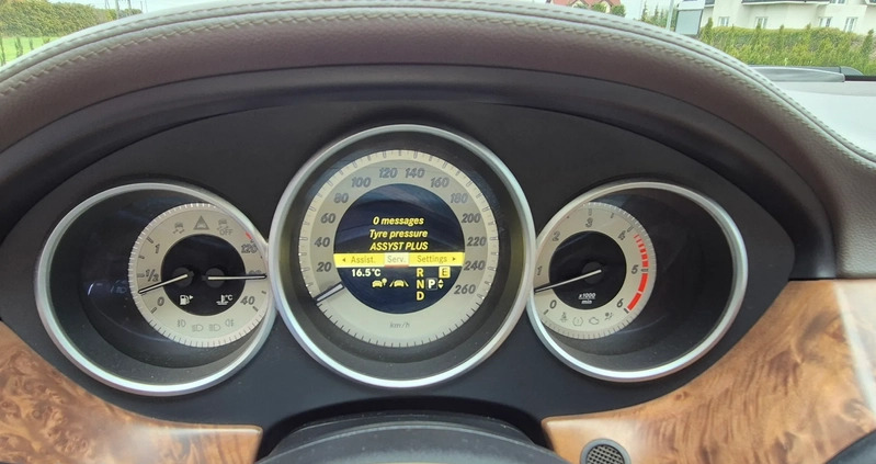 Mercedes-Benz CLS cena 72900 przebieg: 198000, rok produkcji 2011 z Sierpc małe 407
